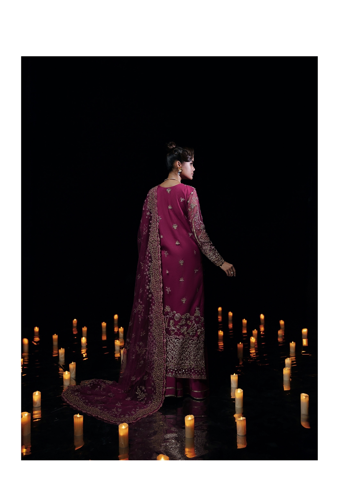 Florent Pakistan Rossette Net 3-Piece Unstitched Suit - Image 3